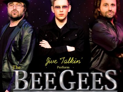 Jive Talkin' perform the Bee Gees