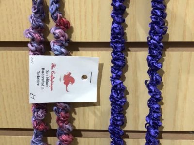 Crochet necklaces with Crafty Dragon