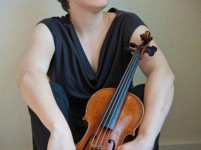 Sarah Saviet - Violin