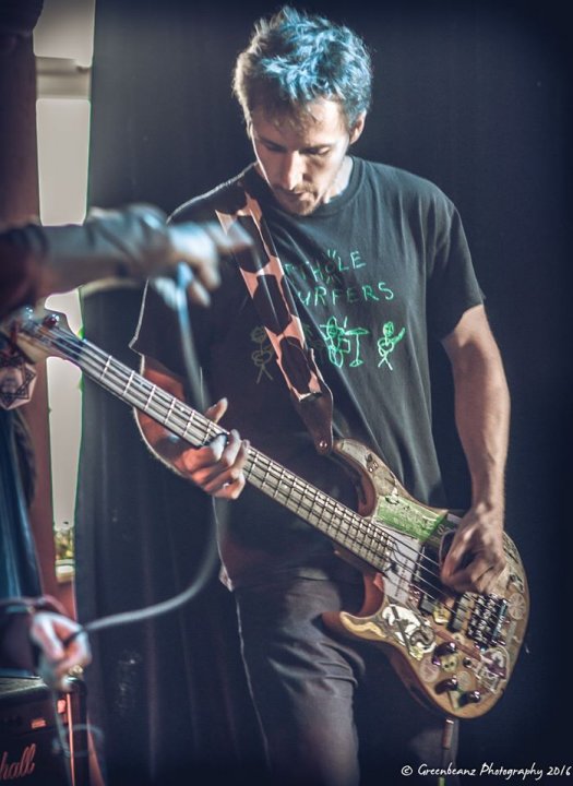 Craig (Bass)