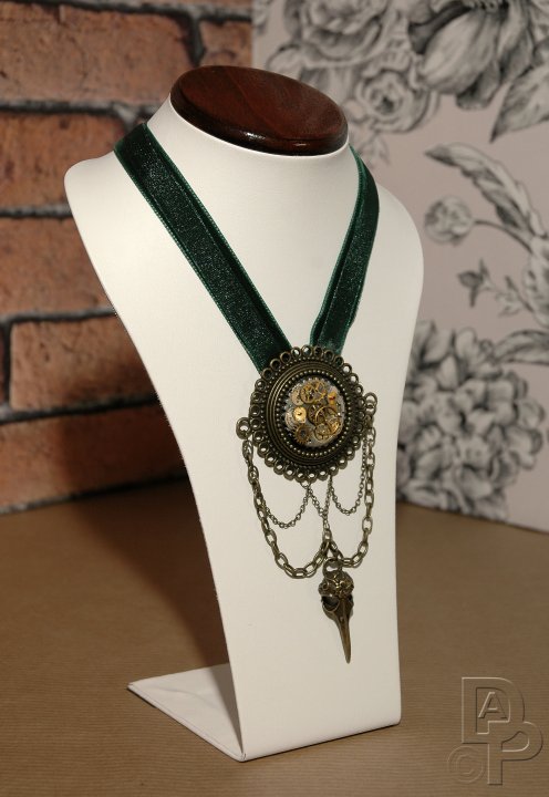 Dark Green Velvet & Brass Necklace