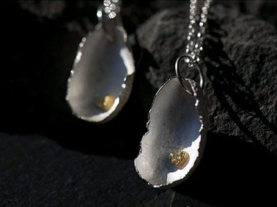 Stunning 'Broken Eggs' Solid Silver Jewellery